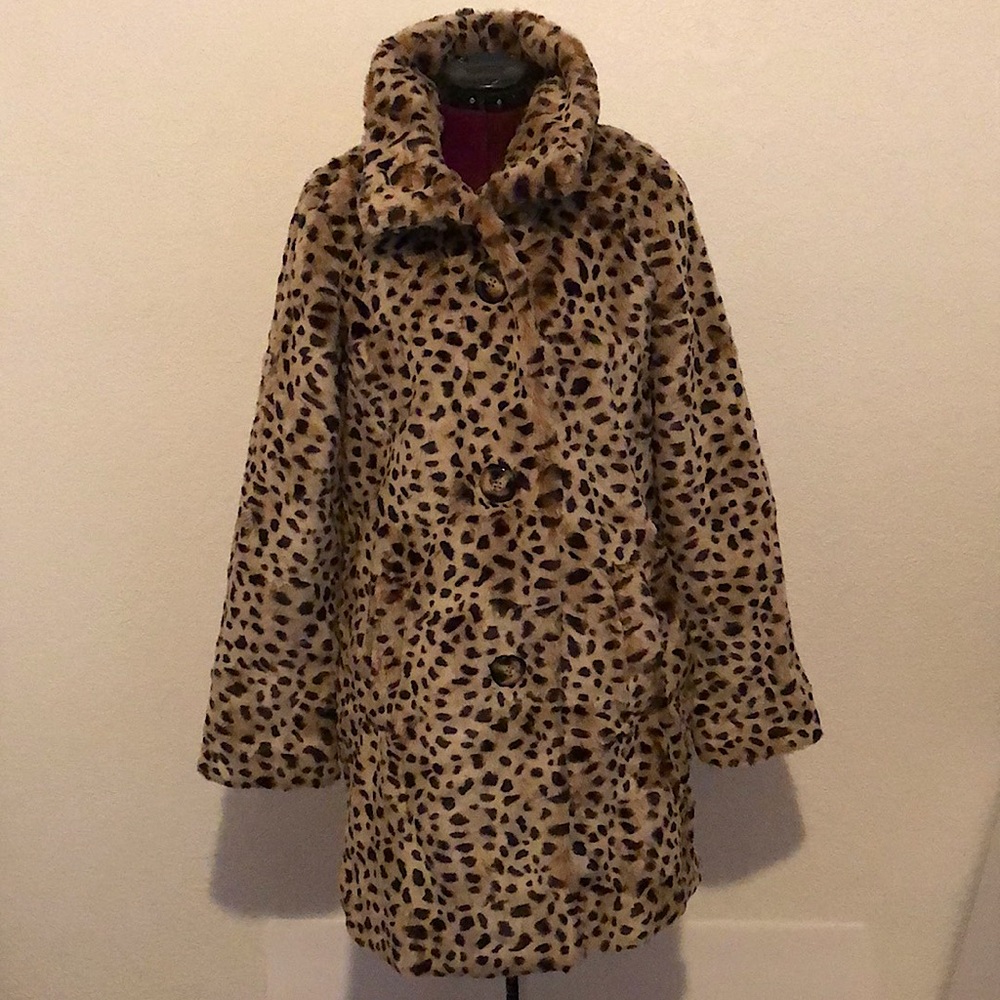 Lucky Brand leopard faux fur coat